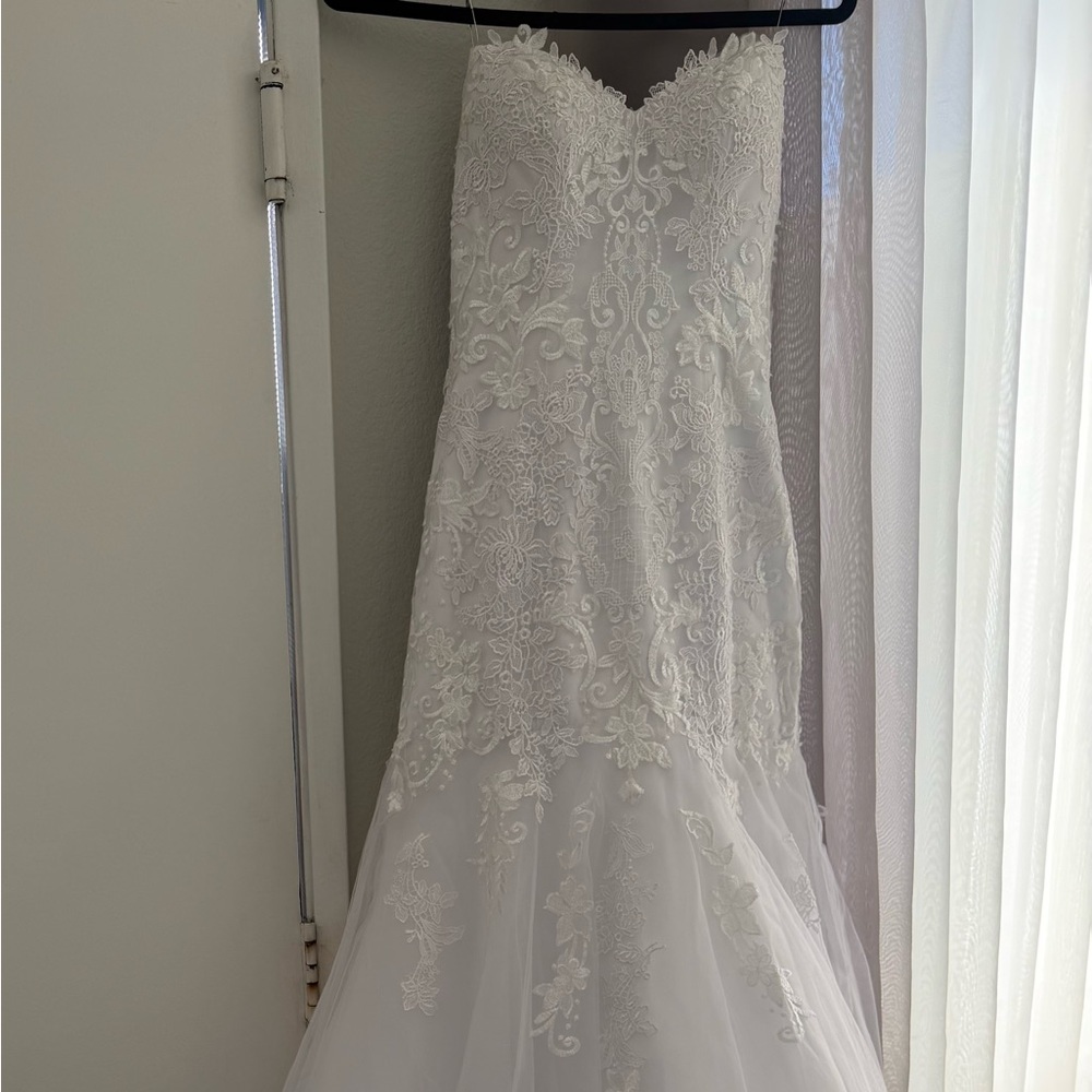 DaVinci Ivory Bridal Dress